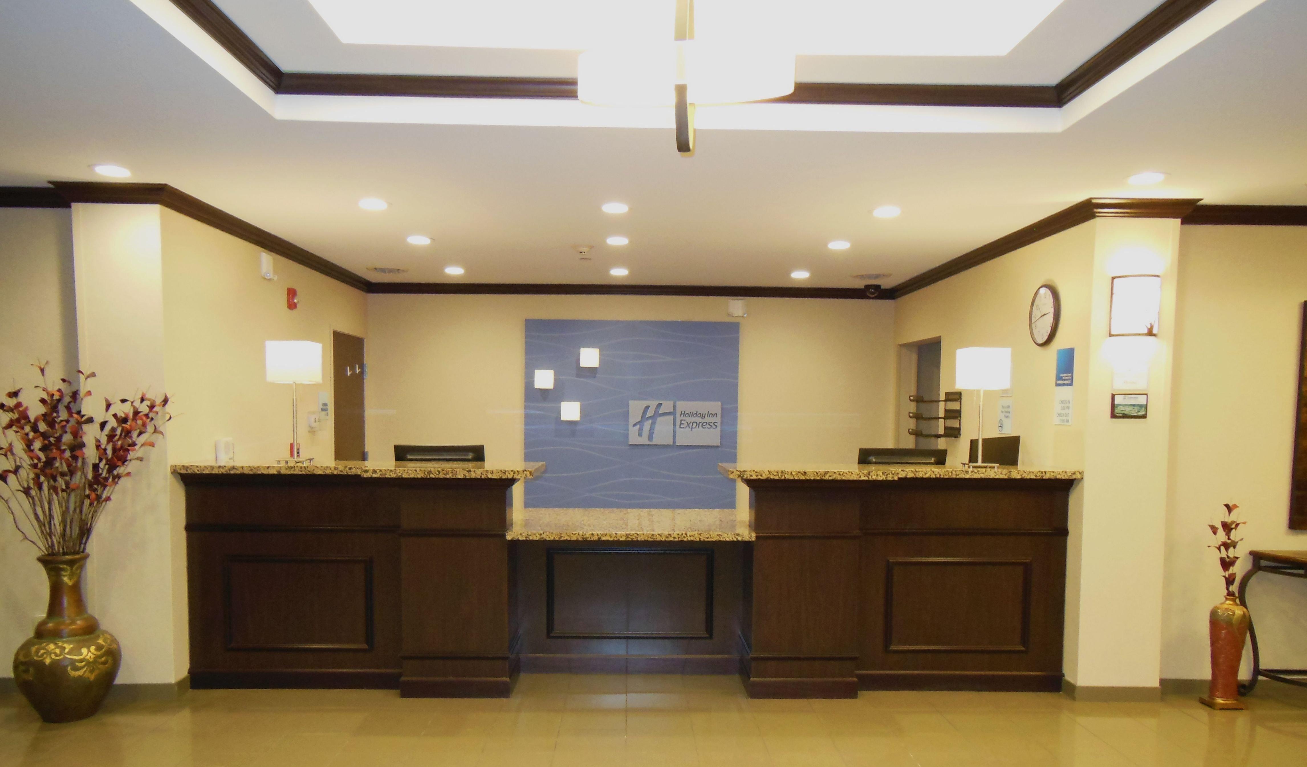 Holiday Inn Express & Suites Washington - Meadow Lands By Ihg Exterior foto